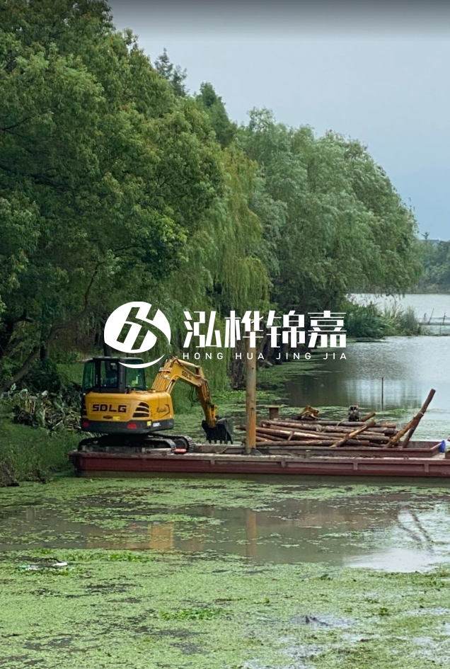 咸寧挖機(jī)打木樁專業(yè)施工-農(nóng)村建房打樁選松木樁好嗎？